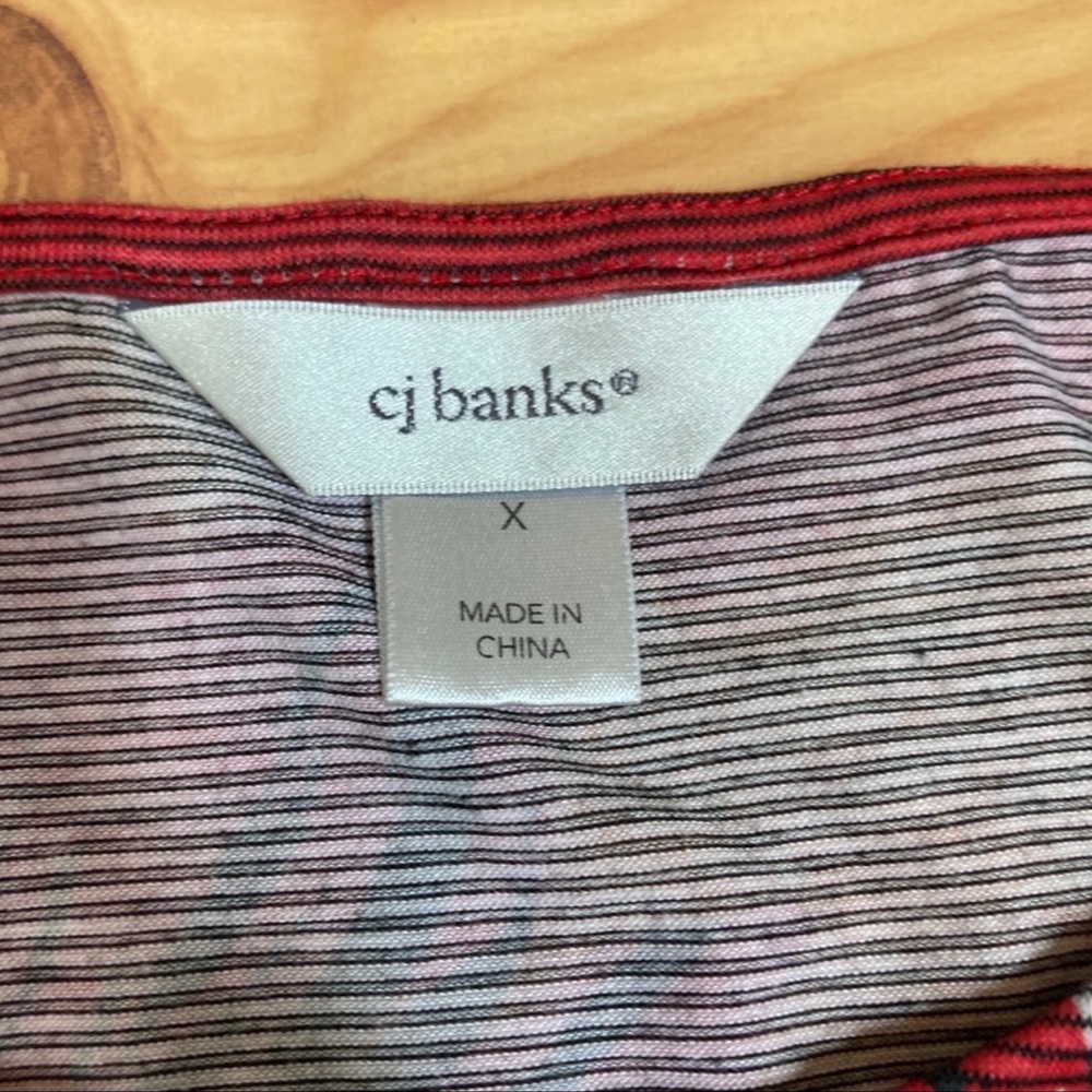 CJ Banks floral print short sleeve tshirt - Picture 4 of 5